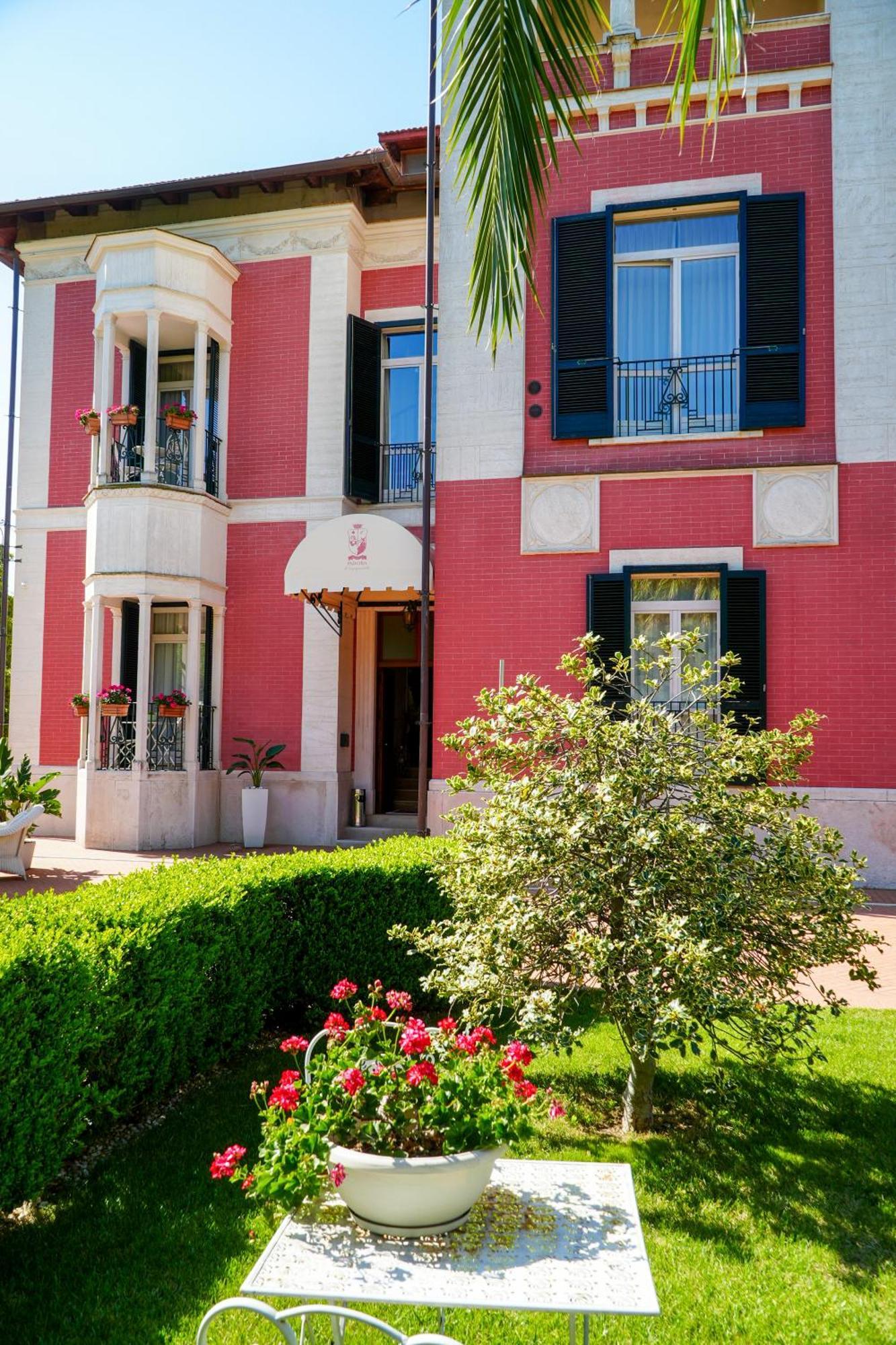 Villa Pallotta Luxury B&B Cerignola Luaran gambar