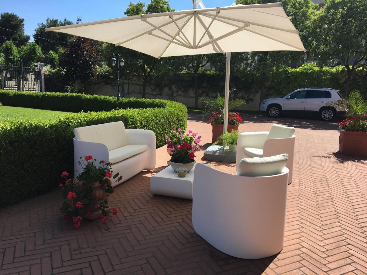 Villa Pallotta Luxury B&B Cerignola Luaran gambar